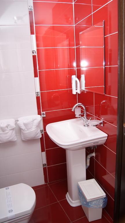 Hotel La Strada Πλοέστι Δωμάτιο φωτογραφία